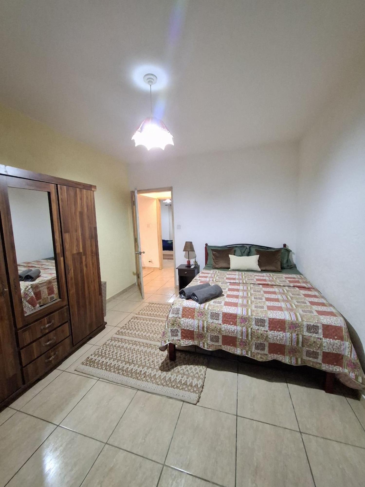 Ground Floor With 2 Bedrooms And 2 Bathrooms Opposite Pool Apartmán *